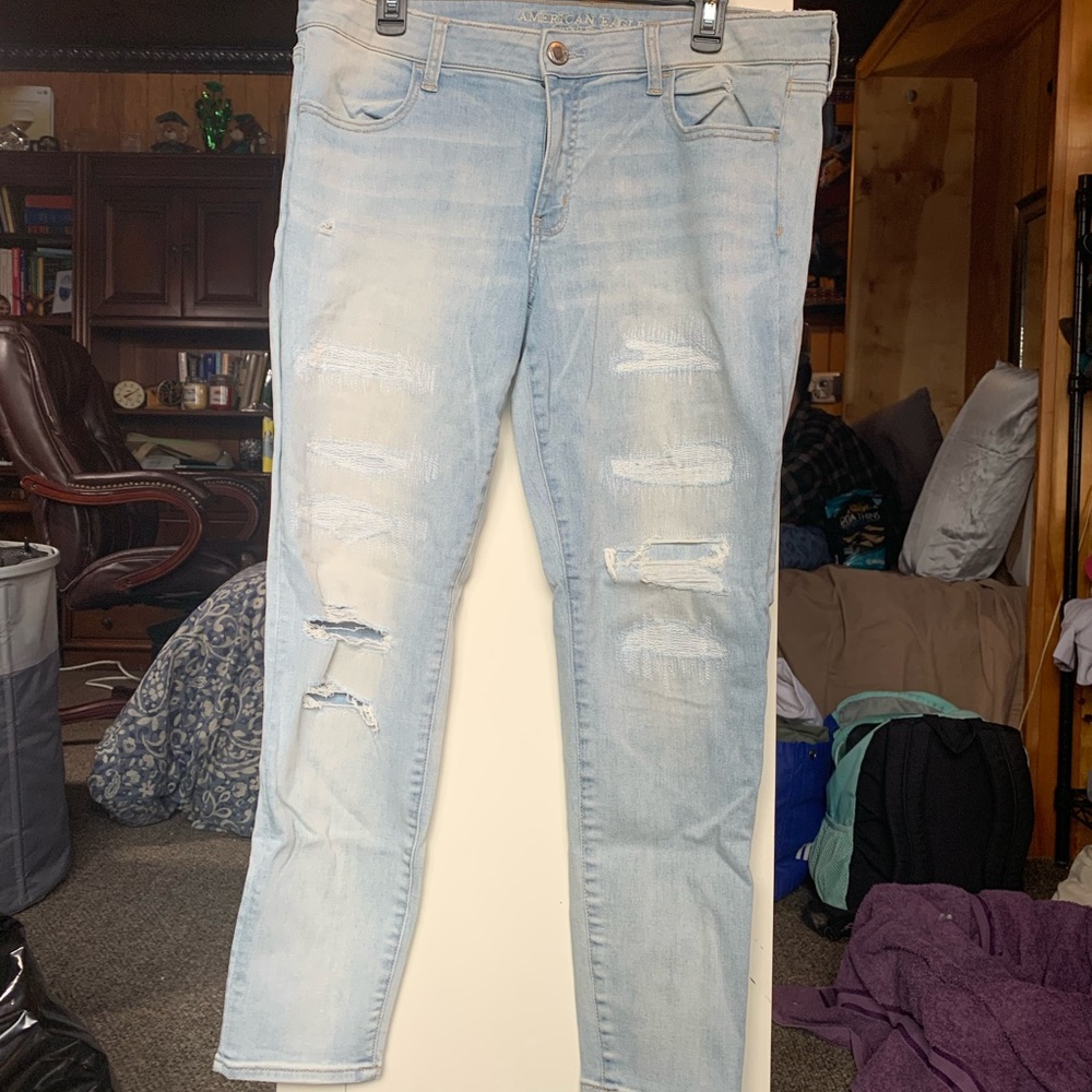 American Eagle brand light wash super low jeggings